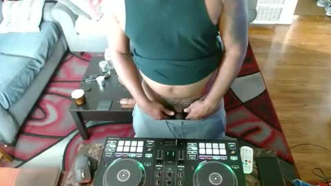 Snapshot of 19ericb68 chatting on 03/03/25, 12:37 Mr. E the BBC online show from 03/03/25, 12:37