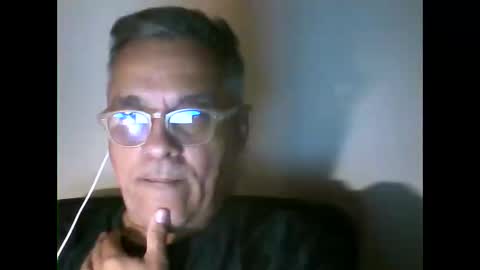 Snapshot of 1_maxx_1 chatting on 01/16/25, 03:02 1_maxx_1 online show from 01/16/25, 03:02
