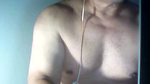 Snapshot of 1_maxx_1 chatting on 08/01/26, 04:12 1_maxx_1 online show from 08/01/26, 04:12