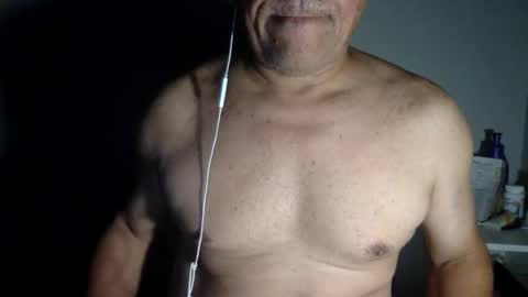 Snapshot of 1_maxx_1 chatting on 08/02/26, 05:50 1_maxx_1 online show from 08/02/26, 05:50