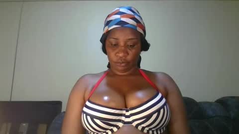 Snapshot of 1_sexylove chatting on 09/20/25, 04:41 1_sexylove online show from 09/20/25, 04:41
