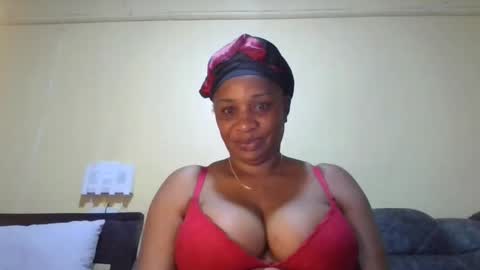 Snapshot of 1_sexylove chatting on 04/01/26, 05:21 1_sexylove online show from 04/01/26, 05:21