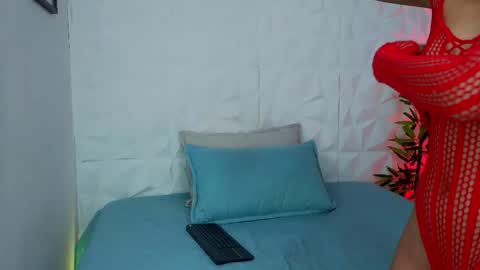 anya online show from 11/16/25, 07:41