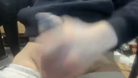 Snapshot of 1bigloadasian chatting on 12/25/24, 11:42 1bigloadasian online show from 12/25/24, 11:42