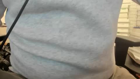 Snapshot of 1bigloadasian chatting on 10/26/25, 12:16 1bigloadasian online show from 10/26/25, 12:16