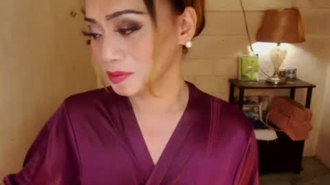 angel online show from 03/08/25, 10:45