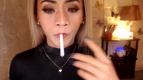 angel online show from 11/22/25, 07:24