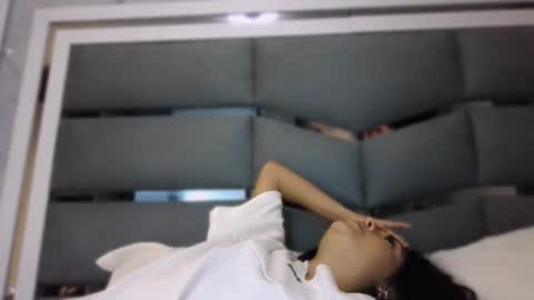 Snapshot of 1bonnie chatting on 03/29/26, 03:17 Hello soy bonnie online show from 03/29/26, 03:17