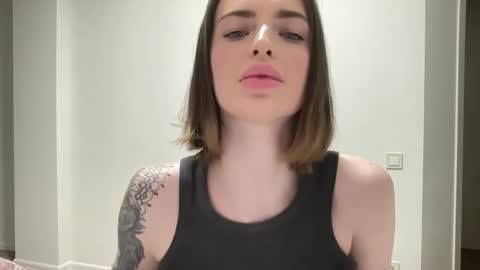 Snapshot of 1dove chatting on 02/09/26, 10:14 DOVE online show from 02/09/26, 10:14