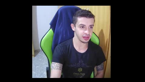 Snapshot of 1good_vibes1 chatting on 01/30/25, 03:44 1good_vibes1 online show from 01/30/25, 03:44