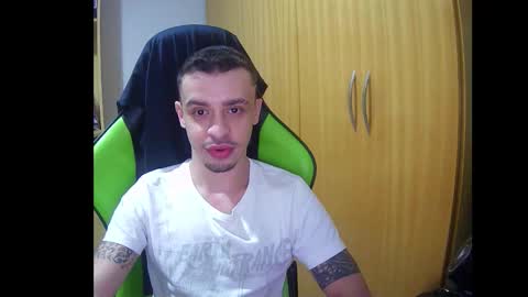 1good_vibes1 online show from 12/17/25, 10:27