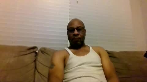Snapshot of 1here4u2use chatting on 11/19/25, 11:32 Iwantu2feelme online show from 11/19/25, 11:32