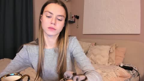 Snapshot of 1i1ypa1mer chatting on 12/10/24, 09:33 Lily 3 online show from 12/10/24, 09:33