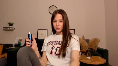 Snapshot of 1i1ypa1mer chatting on 03/06/26, 08:38 Lily 3 online show from 03/06/26, 08:38