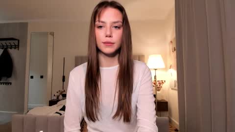 Snapshot of 1i1ypa1mer chatting on 03/14/26, 06:13 Lily 3 online show from 03/14/26, 06:13