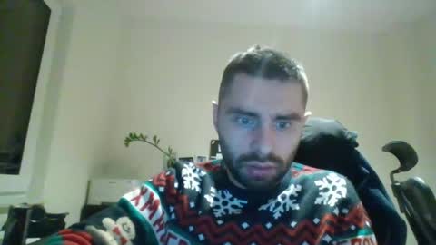 Snapshot of 1kamilkamil11 chatting on 12/01/24, 04:51 kam online show from 12/01/24, 04:51