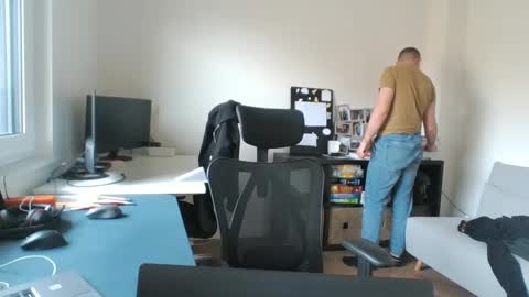 Snapshot of 1kamilkamil11 chatting on 03/11/25, 11:01 kam online show from 03/11/25, 11:01