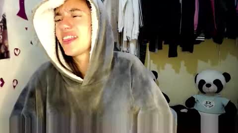 1kandylove online show from 09/10/25, 01:38