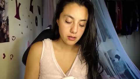 1kandylove online show from 11/25/25, 08:42