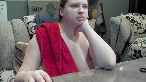 Snapshot of 1lindsey1 chatting on 02/02/25, 08:19 1LINDSEY1 online show from 02/02/25, 08:19
