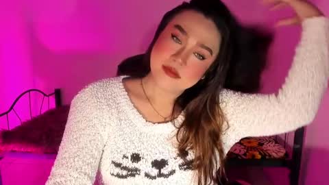 Snapshot of 1lovelymess chatting on 02/16/26, 02:40 1lovelymess online show from 02/16/26, 02:40