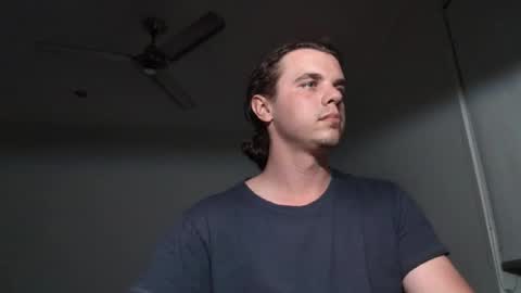 Snapshot of 1luckyman4you chatting on 02/20/25, 12:36 1luckyman4you online show from 02/20/25, 12:36