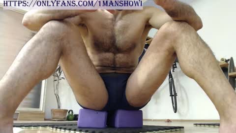 Snapshot of 1manshow11 chatting on 01/28/25, 09:50 1manshow11 online show from 01/28/25, 09:50