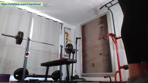 Snapshot of 1manshow11 chatting on 02/03/26, 04:23 1manshow11 online show from 02/03/26, 04:23