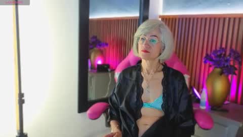 Miss Monserrate online show from 05/11/26, 02:23