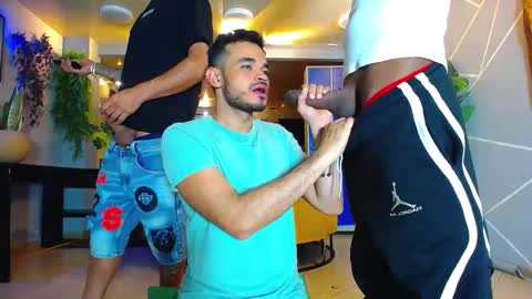 Snapshot of 1pushman chatting on 09/28/25, 11:04 pushman online show from 09/28/25, 11:04