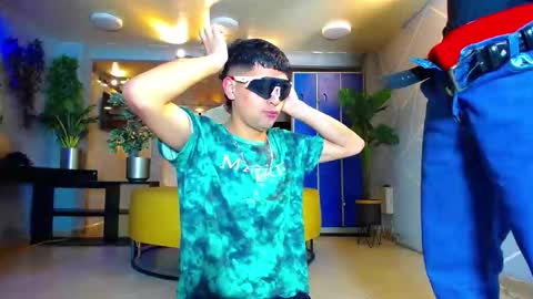 Snapshot of 1pushman chatting on 10/17/25, 11:02 pushman online show from 10/17/25, 11:02