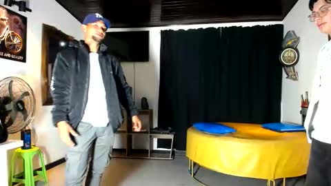 Snapshot of 1pushman chatting on 06/08/26, 11:32 pushman online show from 06/08/26, 11:32
