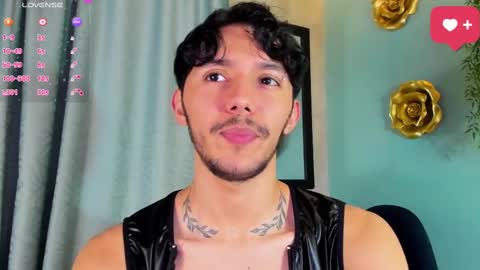 Snapshot of 1sebass chatting on 10/30/25, 07:36 Sebastian online show from 10/30/25, 07:36