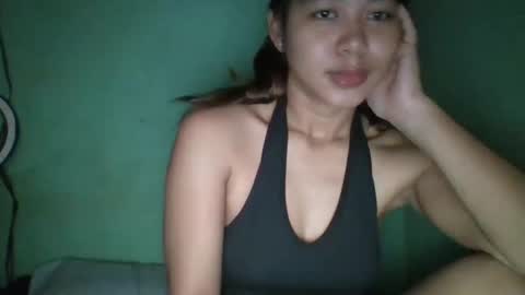 Snapshot of 1smile4u chatting on 02/14/25, 03:33 1smile4u online show from 02/14/25, 03:33