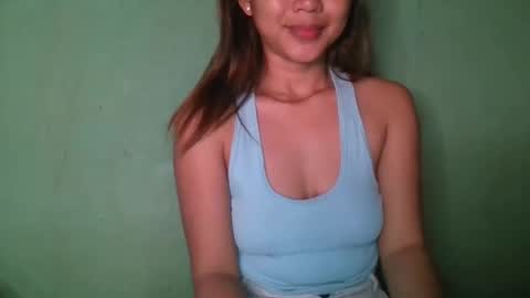 Snapshot of 1smile4u chatting on 02/18/25, 01:00 1smile4u online show from 02/18/25, 01:00