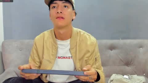 1Threestar online show from 01/05/25, 12:53