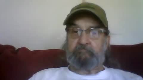 1valentine online show from 05/18/26, 03:07