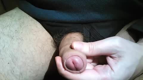 Snapshot of 2001uwuk chatting on 01/01/25, 05:44 2001uwuk online show from 01/01/25, 05:44