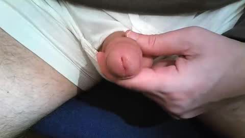 Snapshot of 2001uwuk chatting on 11/30/25, 08:57 2001uwuk online show from 11/30/25, 08:57