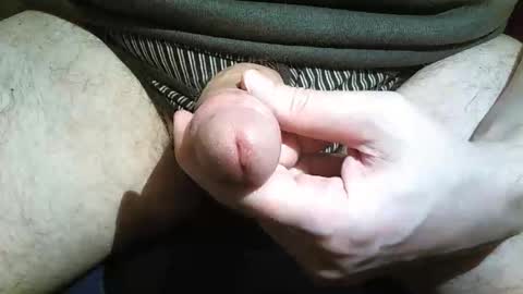 Snapshot of 2001uwuk chatting on 03/29/26, 07:36 2001uwuk online show from 03/29/26, 07:36