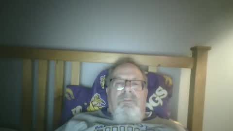 Snapshot of 2003dynawideglide chatting on 01/11/25, 03:44 2003dynawideglide online show from 01/11/25, 03:44