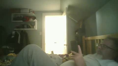 Snapshot of 2003dynawideglide chatting on 01/13/25, 01:23 2003dynawideglide online show from 01/13/25, 01:23