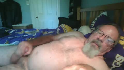 Snapshot of 2003dynawideglide chatting on 09/20/25, 03:57 2003dynawideglide online show from 09/20/25, 03:57