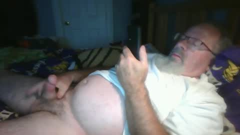 Snapshot of 2003dynawideglide chatting on 09/28/25, 02:17 2003dynawideglide online show from 09/28/25, 02:17