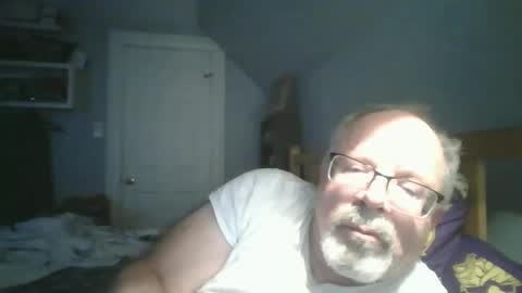 Snapshot of 2003dynawideglide chatting on 04/25/26, 03:20 2003dynawideglide online show from 04/25/26, 03:20