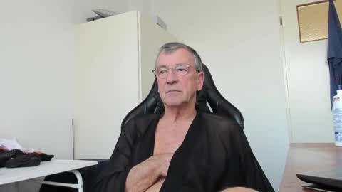 Henk online show from 03/06/25, 03:56
