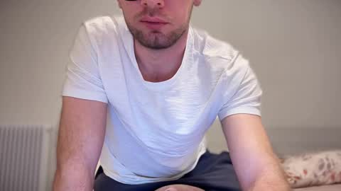 Snapshot of 2017ssseeexxx chatting on 03/10/25, 04:25 Romano online show from 03/10/25, 04:25