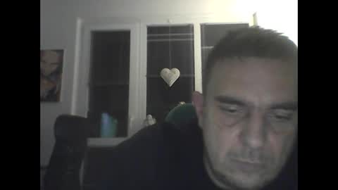 Snapshot of 2025eyesforyou chatting on 12/20/24, 08:01 2025eyesforyou online show from 12/20/24, 08:01