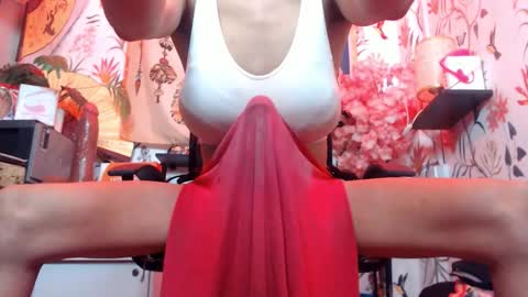 mharjorie online show from 10/11/25, 04:38