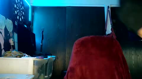 Snapshot of 21yearsy0ung9icheshung chatting on 03/04/25, 12:18 AlecurClit online show from 03/04/25, 12:18